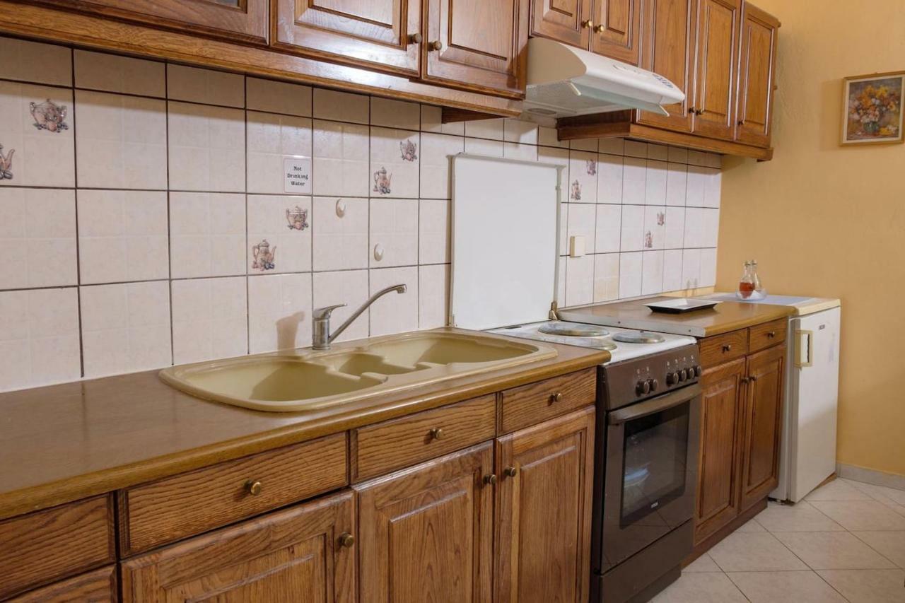 Traditional Apartment In Corfu Next To The Center Exterior photo