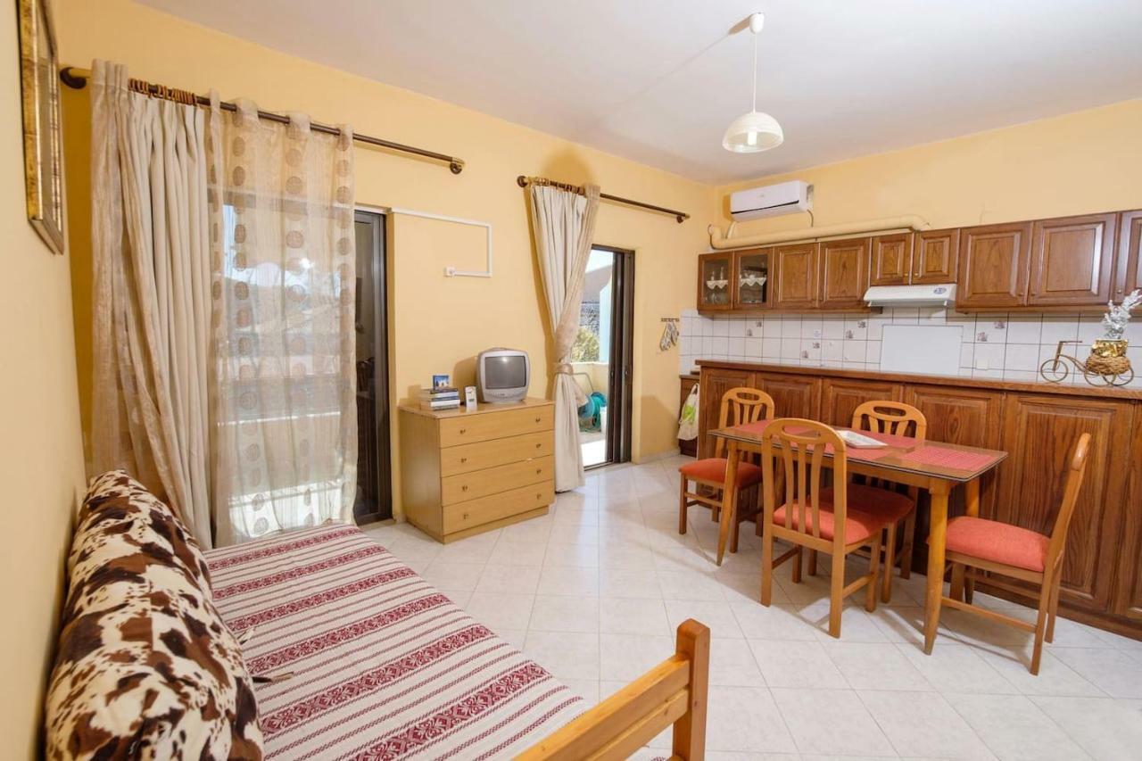 Traditional Apartment In Corfu Next To The Center Exterior photo