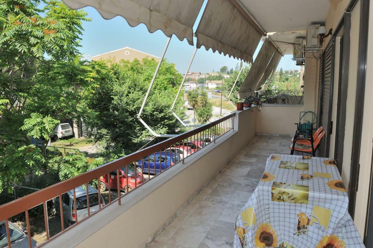 Traditional Apartment In Corfu Next To The Center Exterior photo